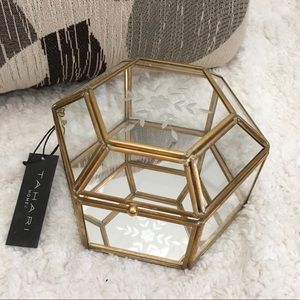 Decorative glass box